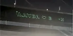 Lazerle Evlenme Teklifi